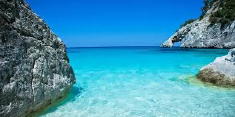 Cosa sapere prima di prenotare un resort in Sardegna